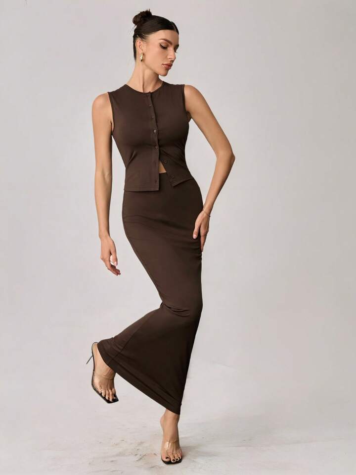 Women's Summer Casual Bottoming Sleeveless Long Skirt Slim Fit Suit and Elegant Top