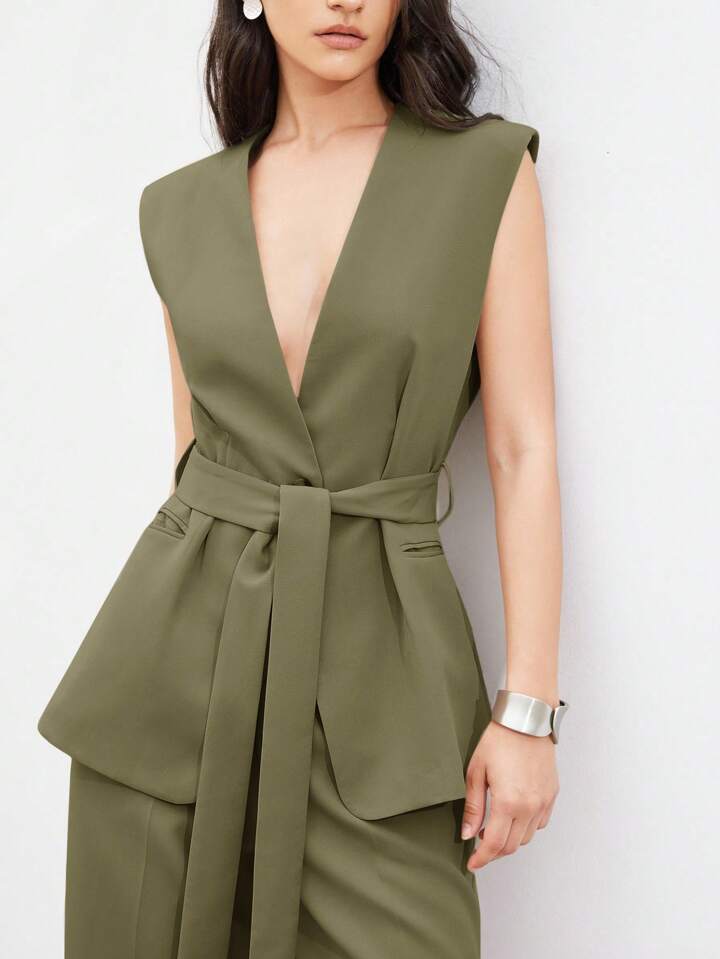 Minimalist office wear v-neck cinched waist west two piece set