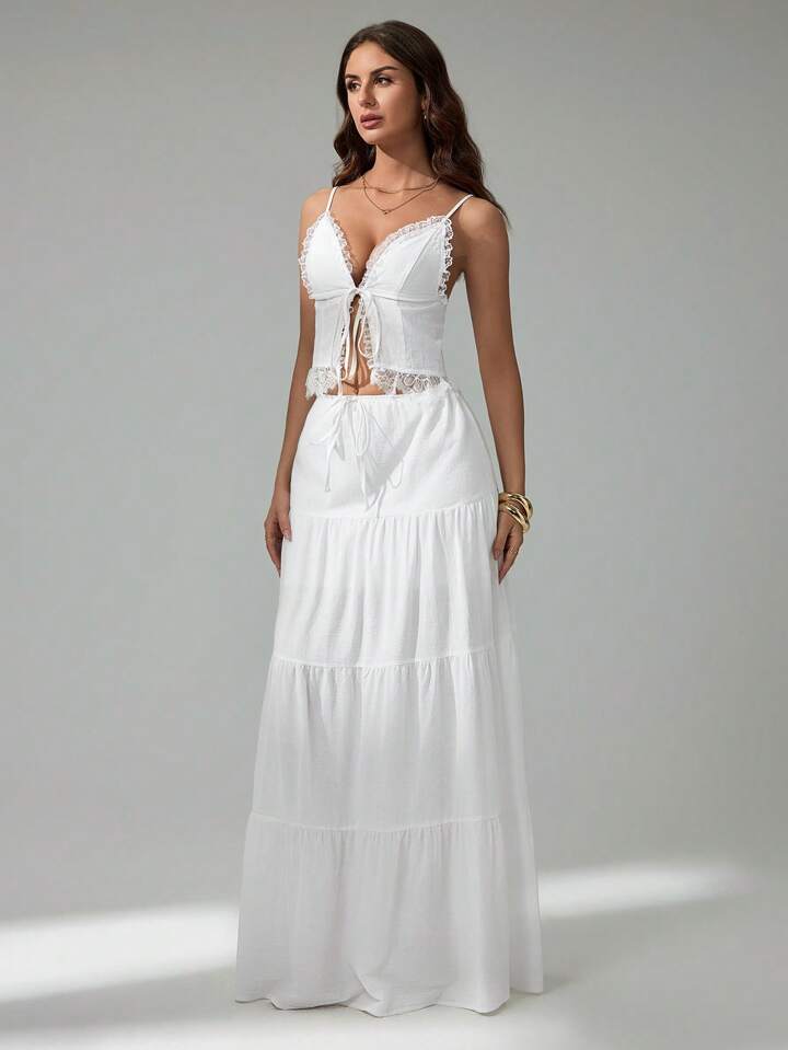 2pcs Women Contrast Lace Camisole & Mini Skirt Set