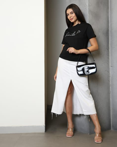LETTER AND HEART PRINT TEE
