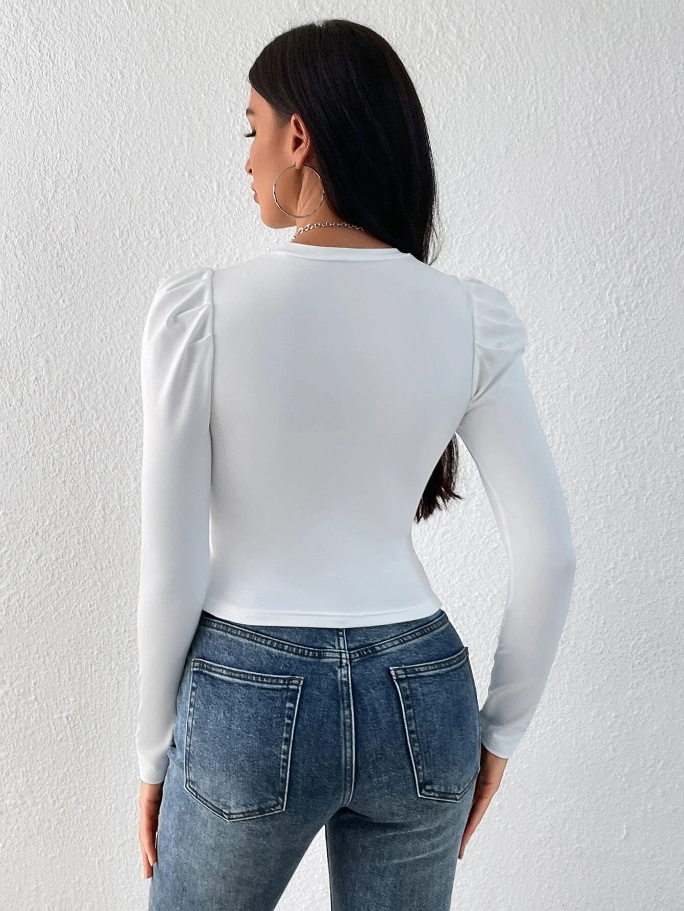 WOMEN'S SOLIDCOLOUR ROUND NECK PUFF LONG SLEEVES SLIM FIT T-SHIRT