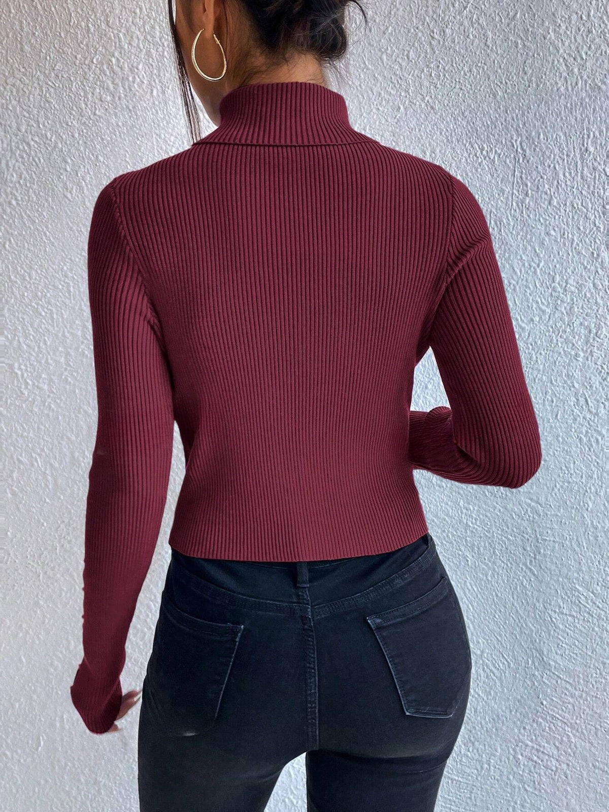 WOMEN'S SOLID COLOR MINIMALIST CREW NECK LONG SLEEVE SWEATER