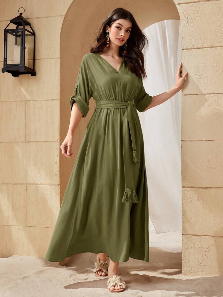 Women's V-Neck Solid Color Waist Belt And Tassel Decorated Elegant Arabic Summer Dress
