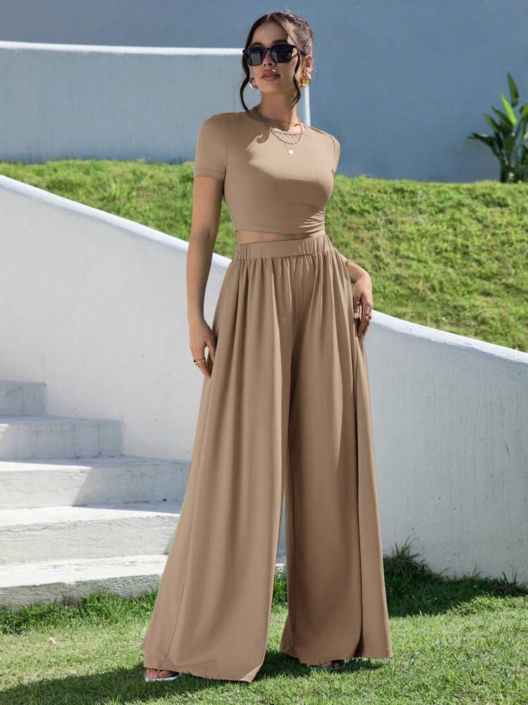 WOMEN’S SUMMER TWO PIECE ROUND NECK OUTFIT