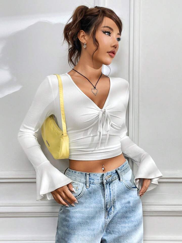 Women's Solid Color Bell Sleeve Crop T-Shirt With Tassel Detail