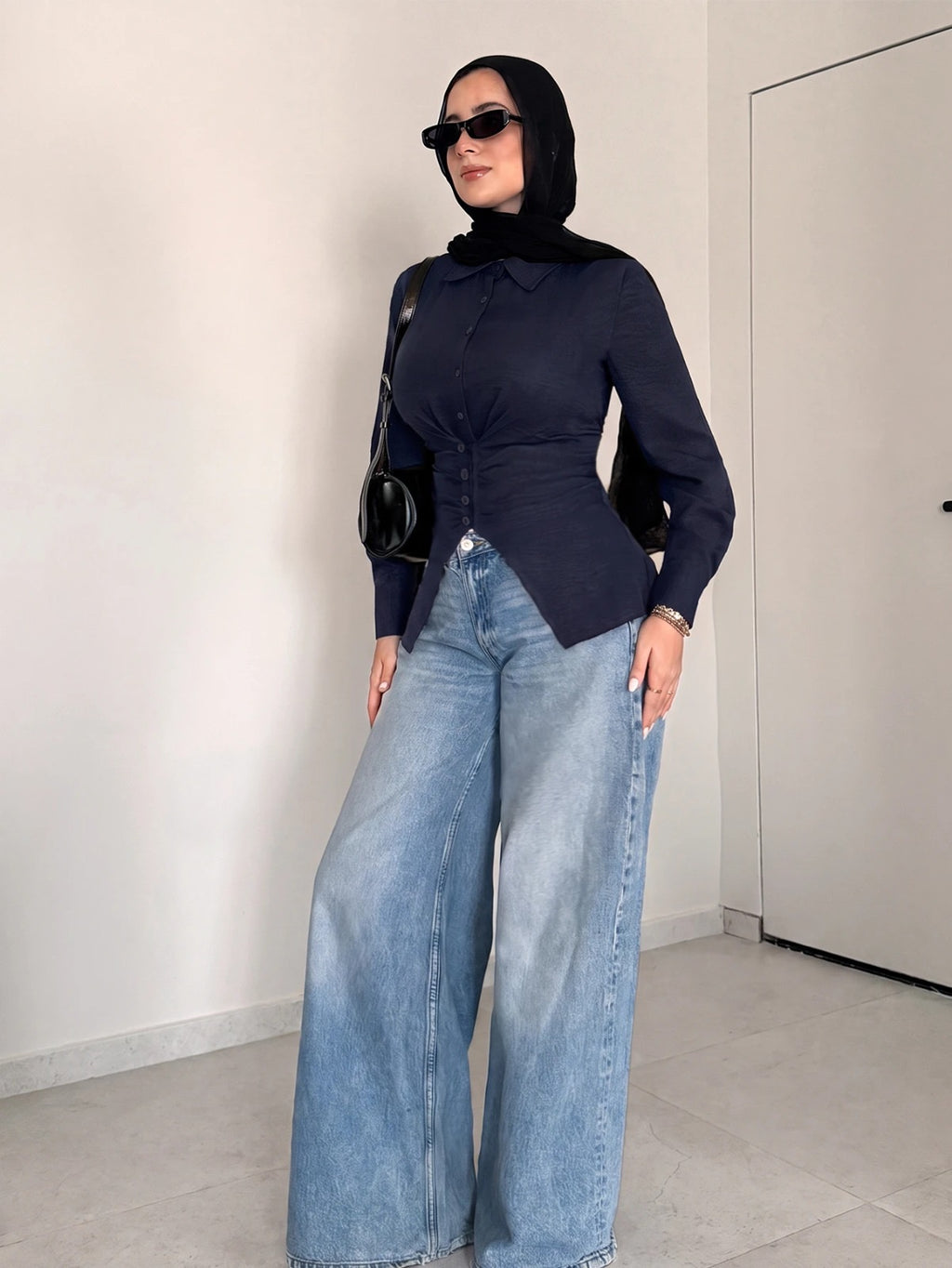 Women's Casual Versatile Waist-Cinching Top