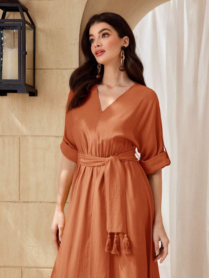 Women's V-Neck Solid Color Waist Belt And Tassel Decorated Elegant Arabic Summer Dress
