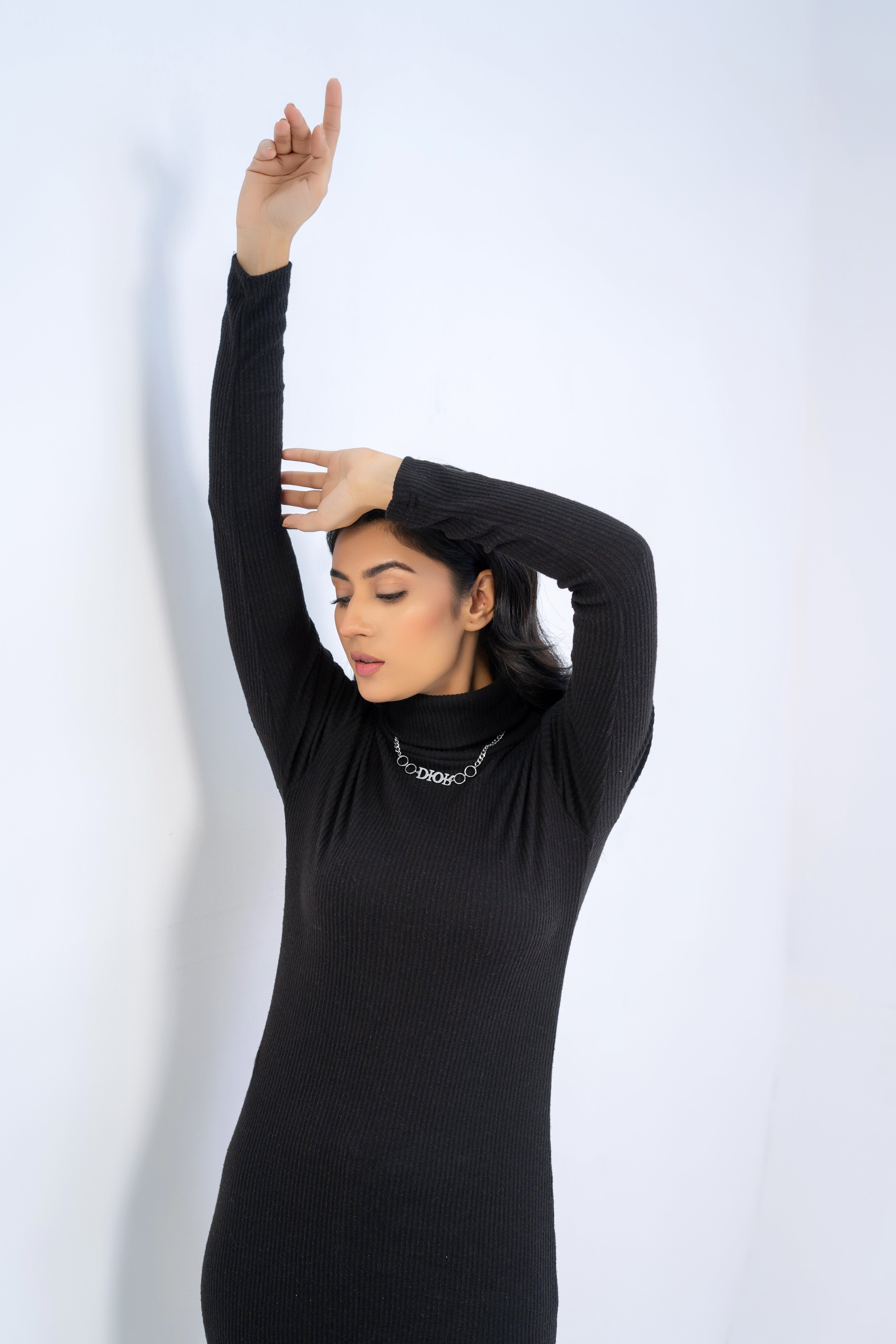 KNITTED  LONG TURTLENECK FITTED SWEATER DRESS