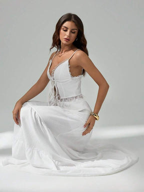 2pcs Women Contrast Lace Camisole & Mini Skirt Set