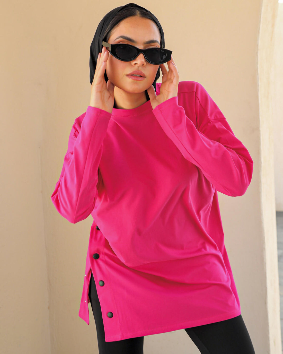 SIDE BUTTON LONG T-SHIRT O-NECK