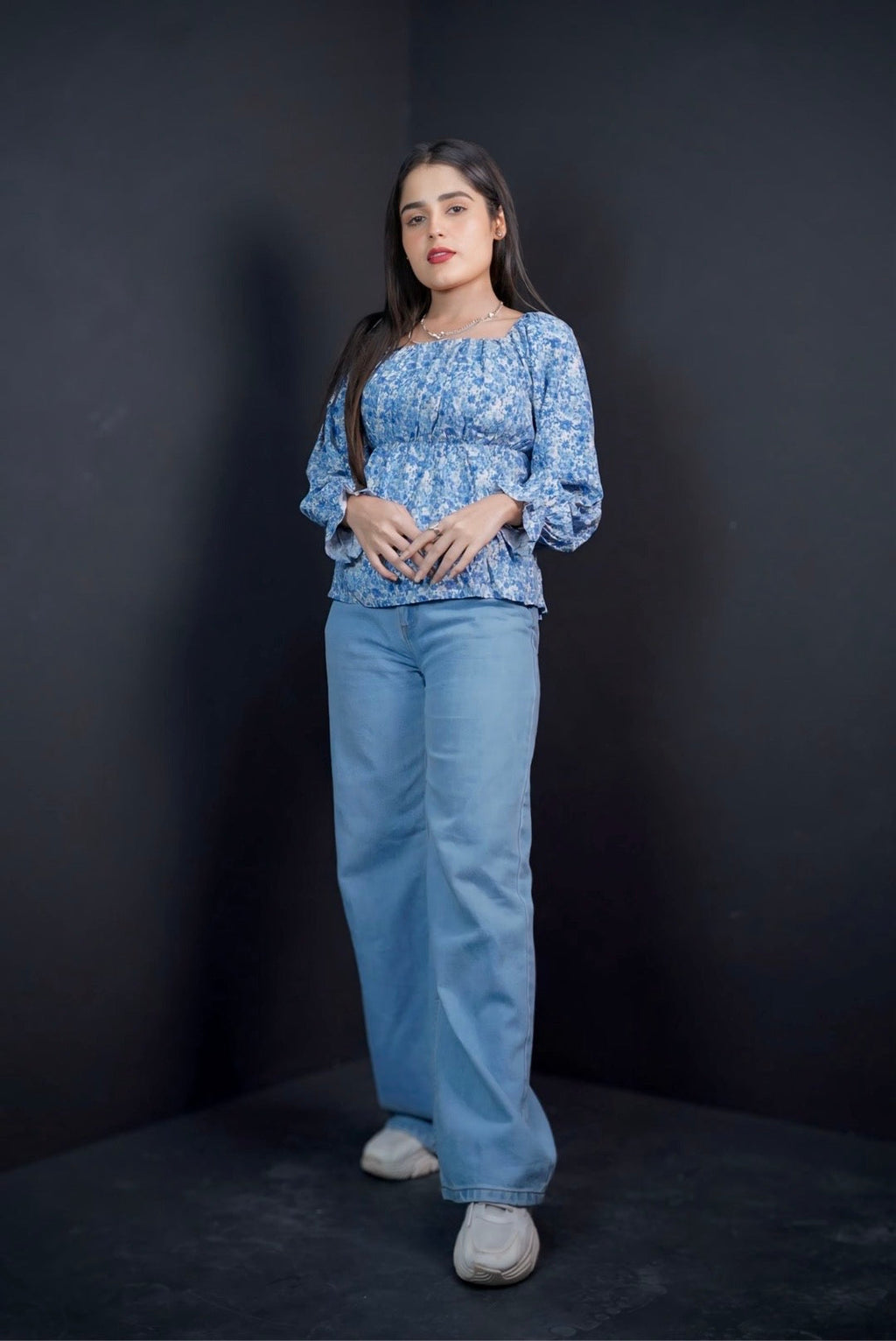 WOMEN DITSY FLORAL BACK BOW SQUARE  NECK FULL SLEEVES TOP