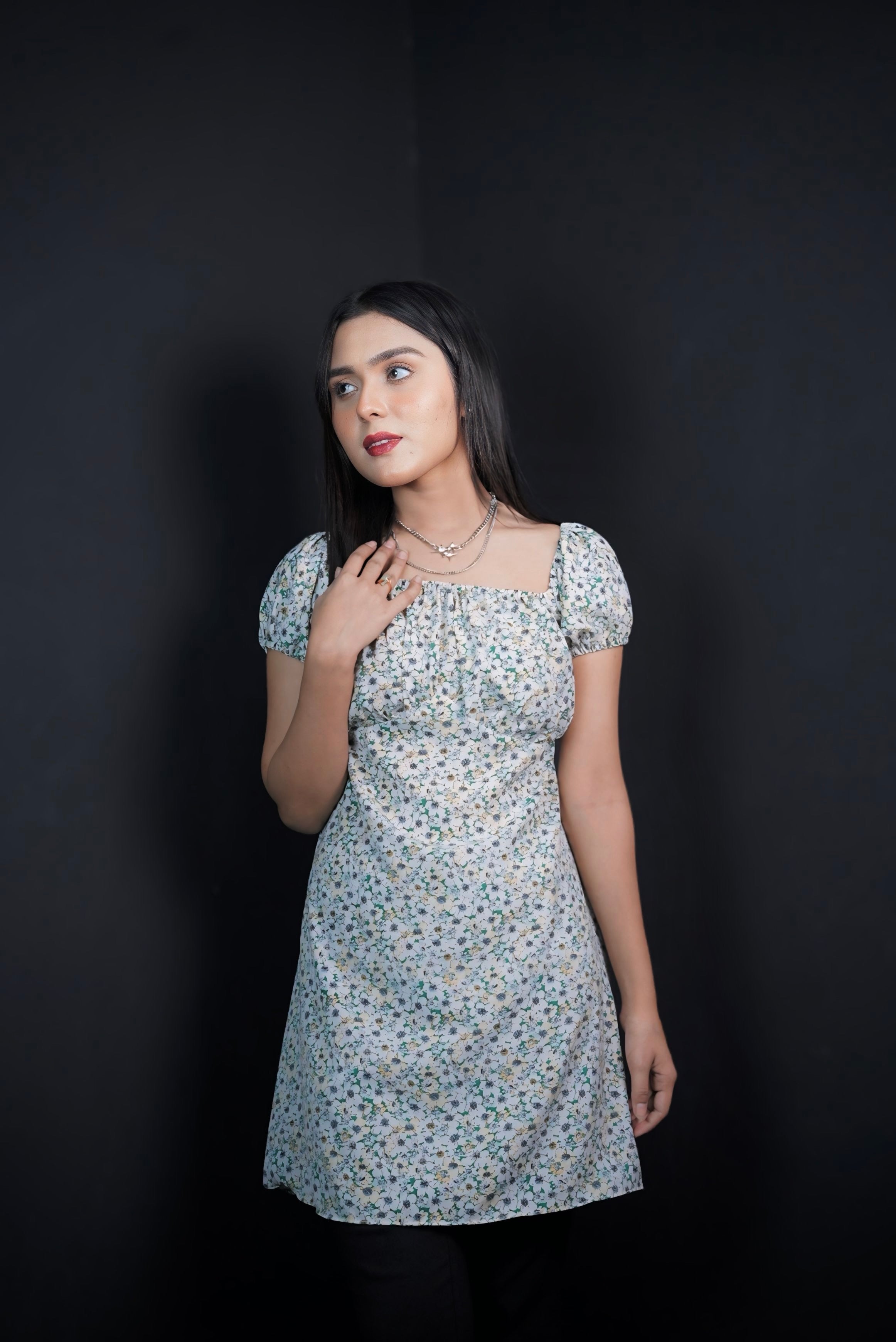SQUARE NECK SHORT SLEEVES MIDI FROCK