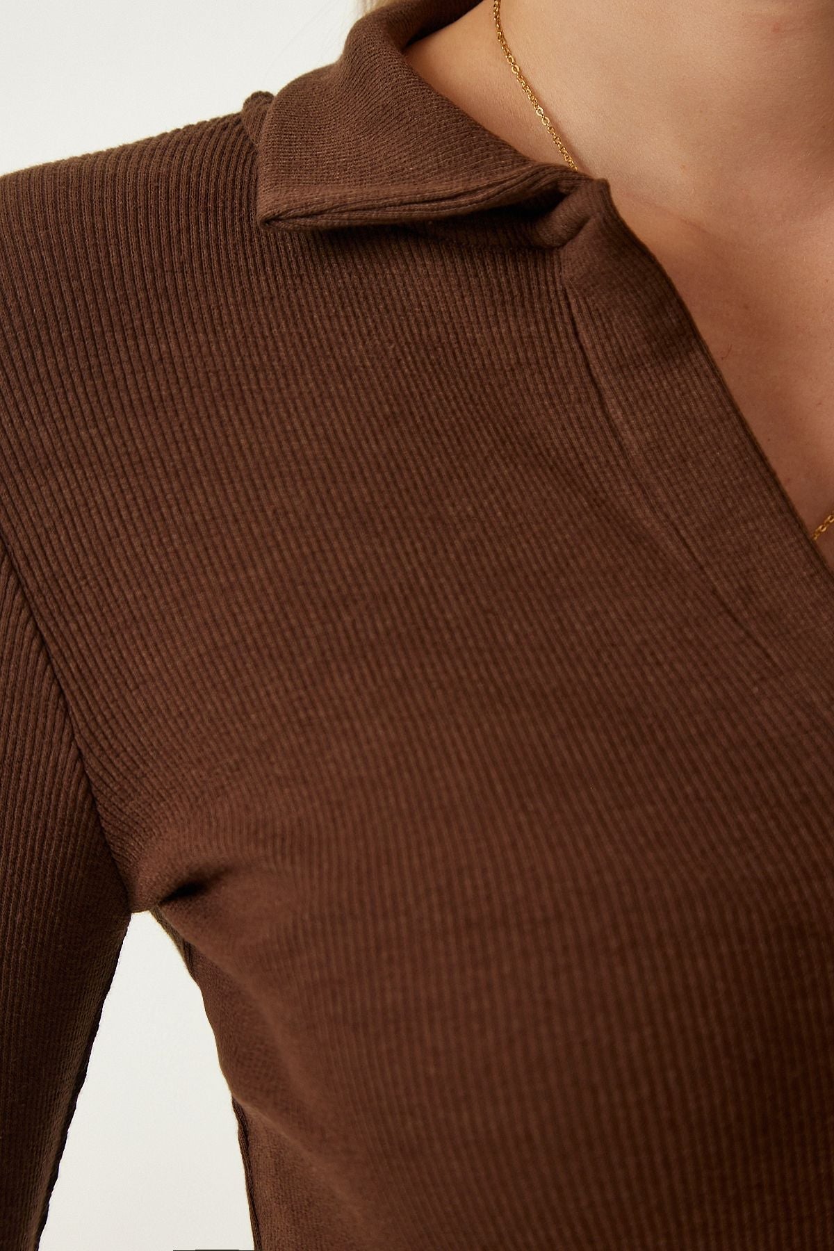 SIGHTBOMB RIBBED POLO COLLAR TOP