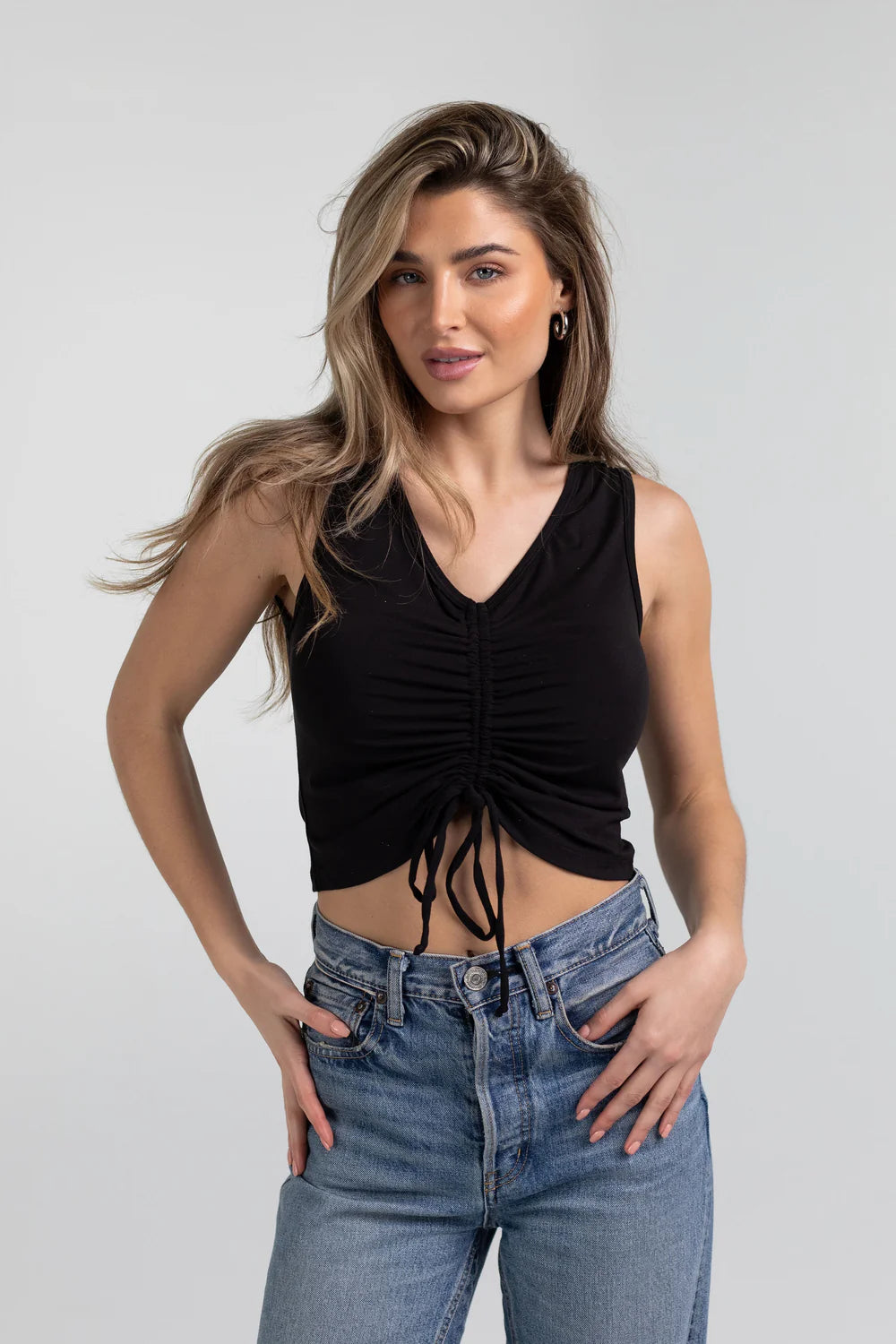 SOLID DRAWSTRING RUCHED CROP TANK TOP